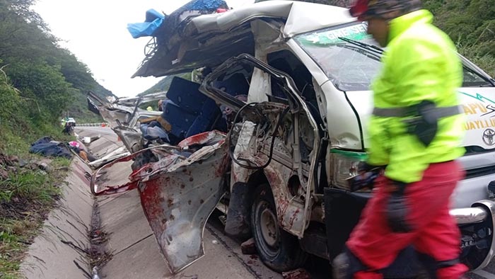 A cuatro se eleva fallecidos de camioneta rural aplastada por roca de gran tamaño en Paticruz 