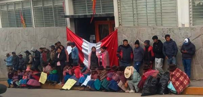 Pobladores exigen reconocimiento del alcalde de centro poblado de Champaccocha 