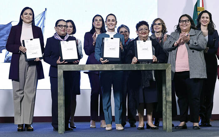 México: Sheinbaum presentó reformas de género y laborales