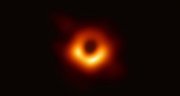 Presentan la primera imagen de un agujero negro en la historia