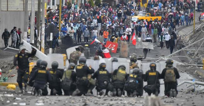 Perú: las protestas no dan tregua a una crisis que ya deja 55 muertos
