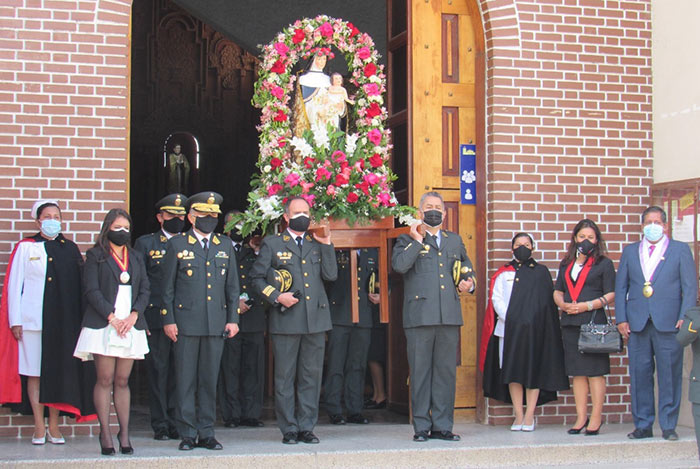 Frente Policial ApurÃ­mac rinde homenaje a su patrona Santa Rosa de Lima  