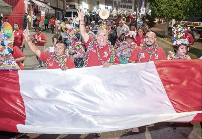 Moquegua: trabajadoras del GORE habrían sido presionadas para asistir a mitin de Mario Vizcarra