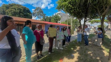 Madre de Dios: activistas realizan plantón por denuncias de acoso laboral por parte de magistrada del Poder Judicial