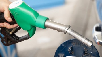 Ministerio de Economía activará fondo fiscal para frenar alza del precio de combustibles