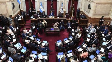Nueva derrota parlamentaria y crisis financiera: el gobierno de Milei va de mal en peor