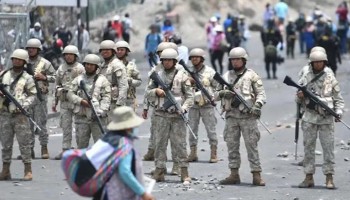 Gobierno promulga decreto que otorga a militares «impunidad total» si llegaran a matar o herir a peruanos