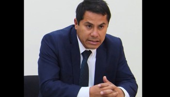 Edwin Carpio no va más como prefecto regional de Apurímac 
