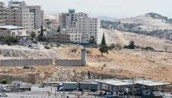 Israel legaliza 104 asentamientos en Cisjordania y refuerza plan para impedir Estado palestino