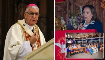 Dina Boluarte es captada en iglesia de Chalhuanca durante misa por Señor de Animas 