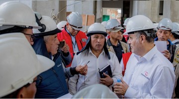 Contralor supervisa prestación de servicios y avance de obras de salud ejecutadas por el GORE Apurímac