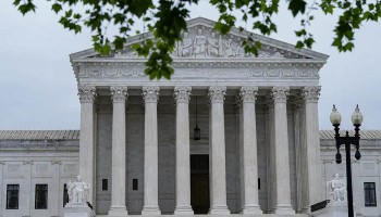 EE.UU: la Corte Suprema da más poder a Trump en su cruzada contra la migración
