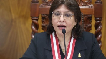 Delia Espinoza presenta denuncia constitucional contra Juan José Santiváñez