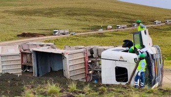 Las Bambas: derrame de concentrado de mineral tras volcadura de encapsulado en corredor minero 