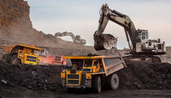 IPE: Congreso pone en jaque canon minero y financiamiento de obras en regiones