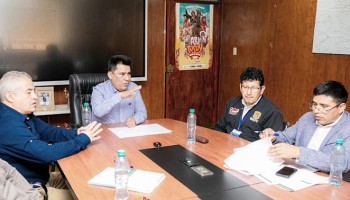 Estadio Los Chankas: Gobierno regional y Municipalidad de Andahuaylas acuerdan impulsar iluminación artificial 