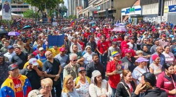 Movilizaciones populares en Venezuela exigen retorno inmediato de Nicolás Maduro y Cilia Flores