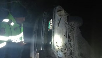 Huancavelica: camión se desengancha y cae 60 metros, joven y niña de 3 años mueren en abismo