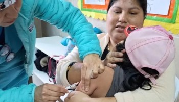 Gobierno declaró emergencia sanitaria de 90 días por la expansión del sarampión en Perú