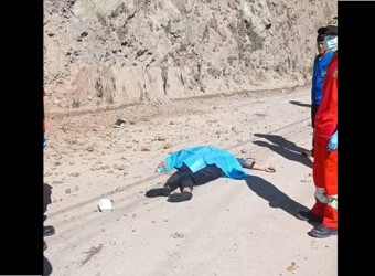 Investigan muerte de policía en actividad tras caer de barranco en Condebamba