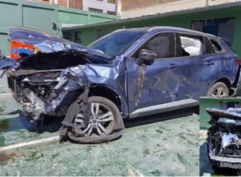 Investigan despiste de camioneta que fue abandonada por sus ocupantes