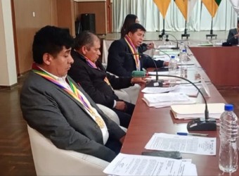 Emplazan al gobernador Percy Godoy por no asistir a sesiones del Consejo Regional
