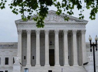 EE.UU: la Corte Suprema da más poder a Trump en su cruzada contra la migración