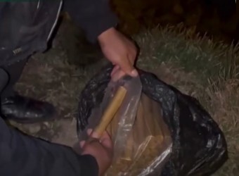 Desconocidos abandonan bolsa con 78 cartuchos de dinamita, en Tapaya 