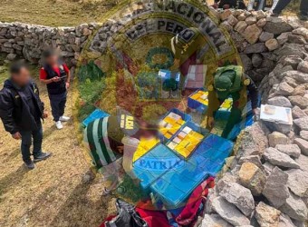 En operativo hallan más de 249 kilos de clorhidrato de cocaina abandonados por traficantes, en Pampachiri