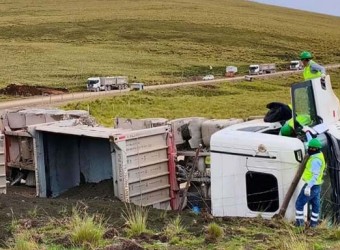 Las Bambas: derrame de concentrado de mineral tras volcadura de encapsulado en corredor minero 