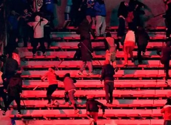 Más de 15 heridos deja violencia de hinchas chilenos y argentinos en Copa Sudamericana
