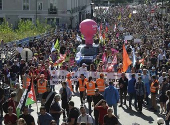 Francia: jornada de protestas contra el ajuste fiscal de Macron: reportan bloqueos y disturbios