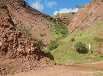 Ingemmet identifica zona de alto peligro por deslizamientos en el sector Puitoc, en Andarapa