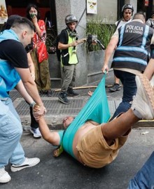 Recorte a los derechos laborales en Argentina: el Senado aprueba la reforma de Milei que precariza el empleo