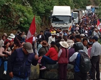 Pobladores de Lambrama y Grau suspenden paro hasta el 4 de octubre tras promesas de diálogo con el MTC