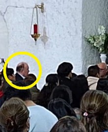 López Aliaga en Catedral de Abancay: con media hora de retraso se inició misa de jueves santo