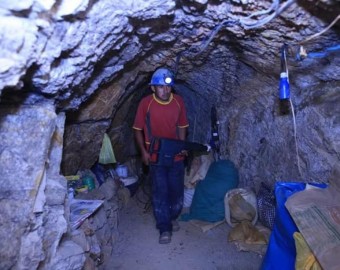 Minería ilegal: el riesgo de trabajar sin protección ni derechos laborales