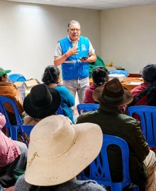 OSIPTEL orientó a pobladores sobre sus derechos en telecomunicaciones en tambo Huayllabamba en Abancay 