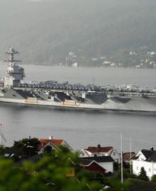 Portaaviones de EEUU se acerca a Venezuela en muestra de poder militar estadounidense