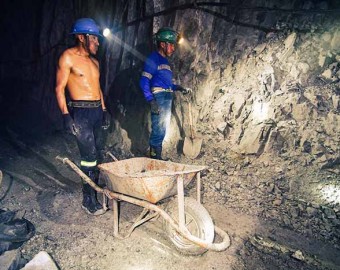 Siete de cada diez mineros del Reinfo operan en concesiones de otros pequeños mineros
