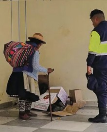 Huancavelica: madre encuentra a su hijo con discapacidad en la calle