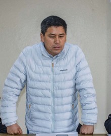 Alcalde y funcionarios convierten municipio de Ocobamba en cantina 