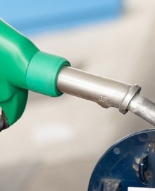 Ministerio de Economía activará fondo fiscal para frenar alza del precio de combustibles