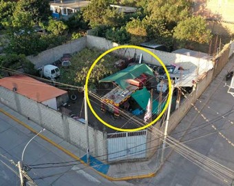 ¡Al descubierto!: camión contra incendios donado por Corea del Sur abandonado en taller de planchado, en Patibamba Baja