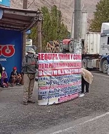 Arequipa: agricultores bloquean la Panamericana Sur contra proyecto Tía María
