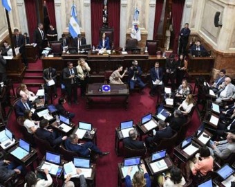 Nueva derrota parlamentaria y crisis financiera: el gobierno de Milei va de mal en peor