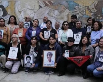 Ley de Amnistía: familiares de víctimas exigen al defensor retirar acción de inconstitucionalidad