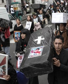 Cinismo: Dina Boluarte asegura que asumió el poder con respaldo ciudadano y llama golpistas a víctimas