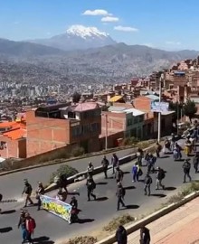 Presidente de Bolivia revoca ley para facilitar declaratoria de estado de emergencia ante crisis social
