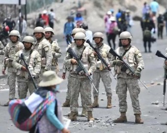 Gobierno promulga decreto que otorga a militares «impunidad total» si llegaran a matar o herir a peruanos